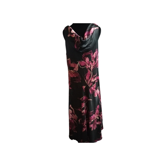 Robbie B. Elegant Black and Pink Floral Dress, Scoop Neck And V-Back, NWT - Picture 4 of 9
